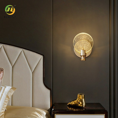 표 거울을 입는 라운드 크리스탈 금 배경 금속 현대 벽 전등